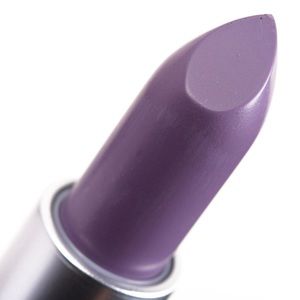 Mac matte lipstick - evening buzz -
